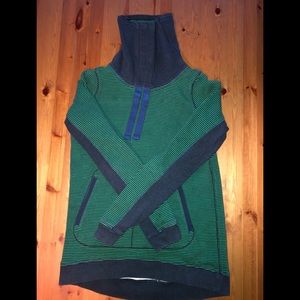 Cowneck Lululemon  sweatshirt size Large 8 or 10
